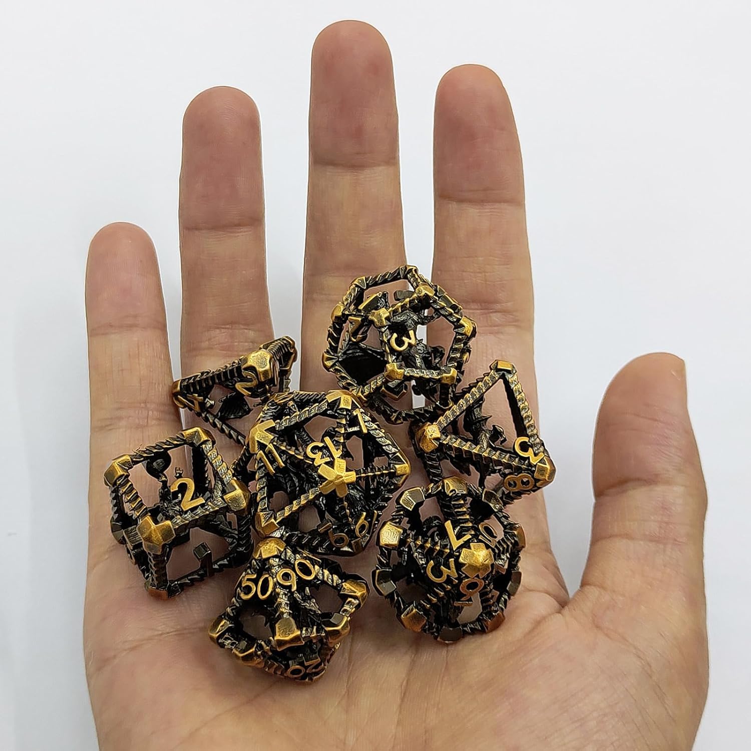 Hollow dragon metal dice set