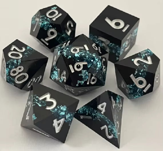 Handmade sharp edge dice Black blue