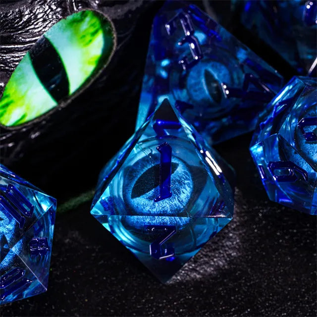 Moving Liquid Core Eye Bal Dice Set