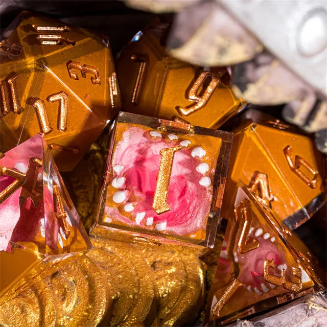 Handmade mimmic Sharp edge dice