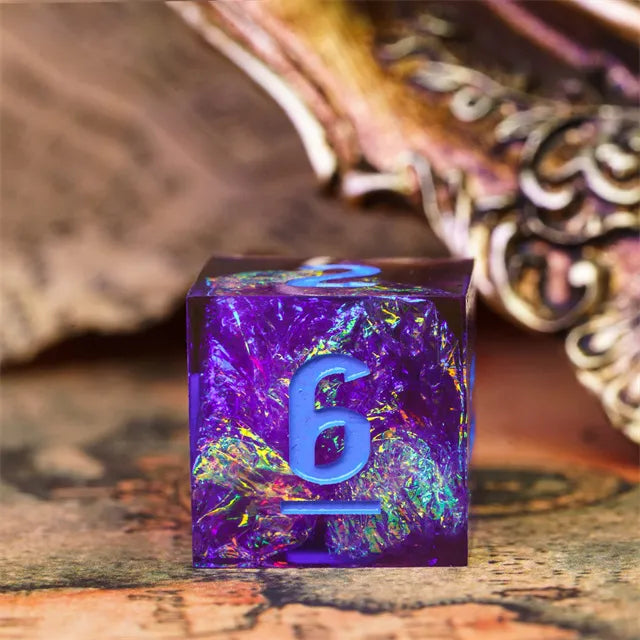 Sharp edge dice Paars Blauw, blauwe letters