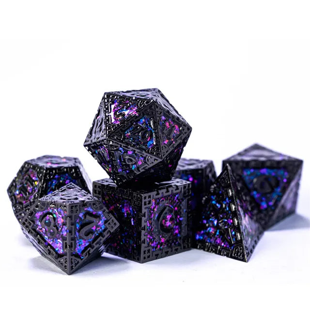 Dark Metal dice set Zwart paars