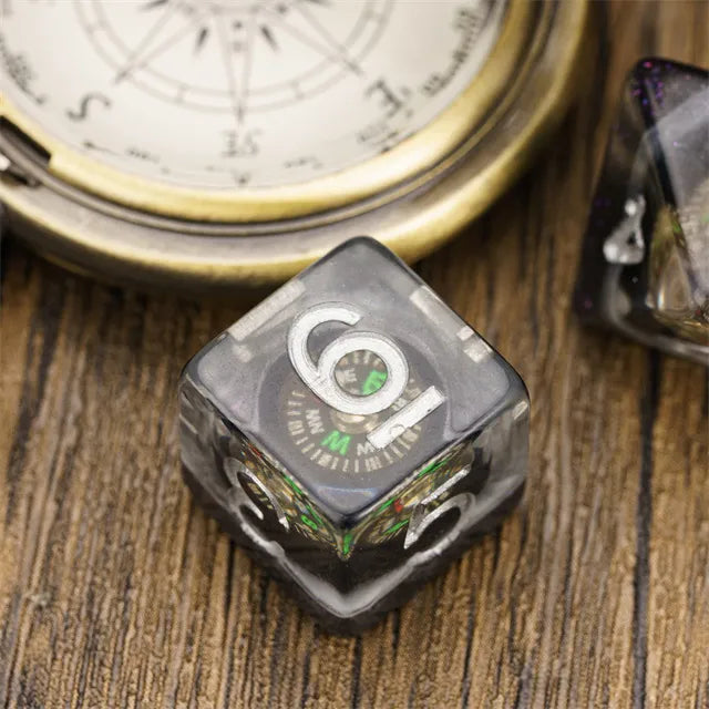 Compass dice set