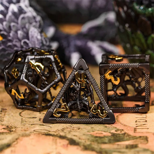 Hollow Metal dice set DRAGON